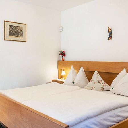 Figisterhof Apartment Chiusa Luaran gambar