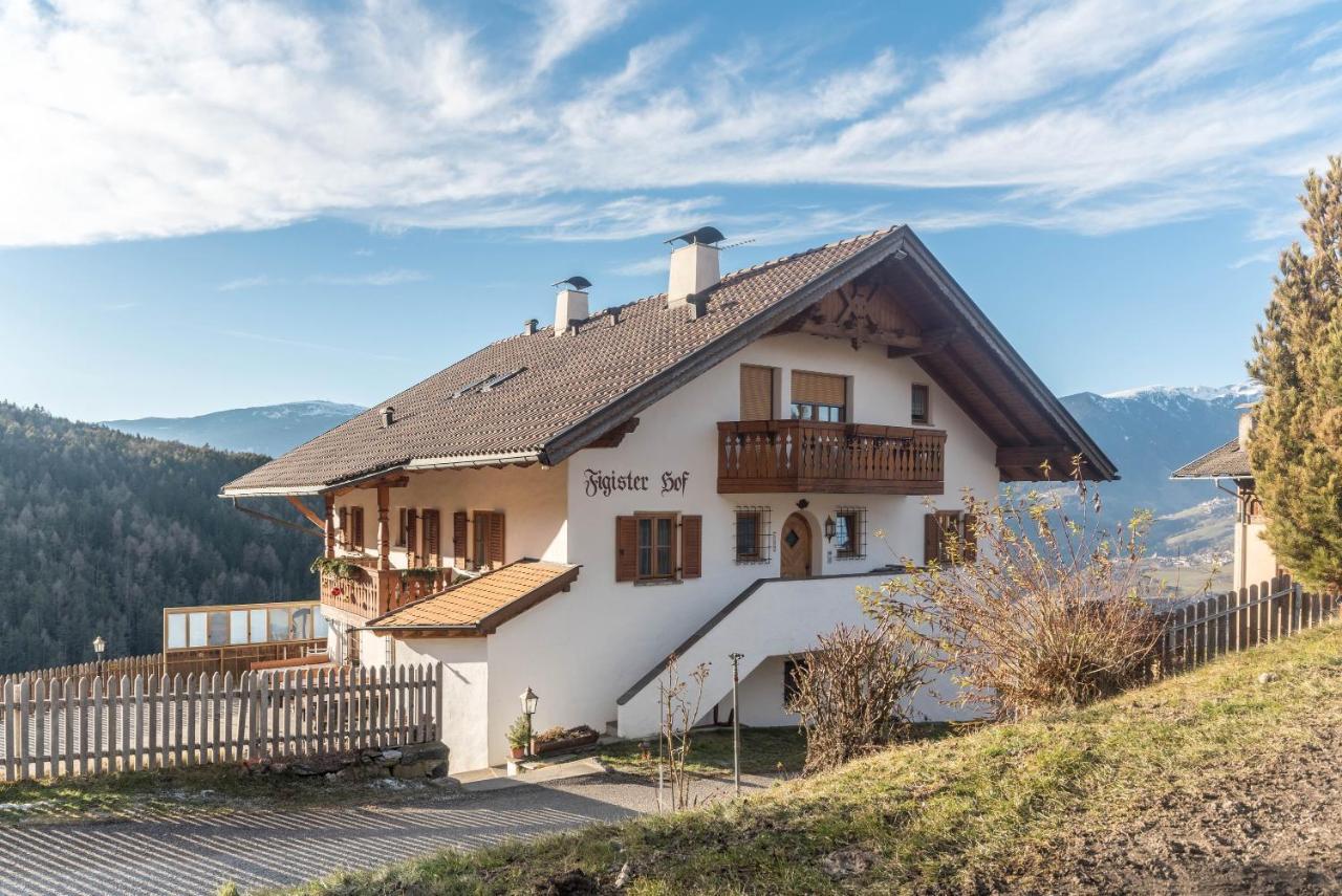 Figisterhof Apartment Chiusa Luaran gambar