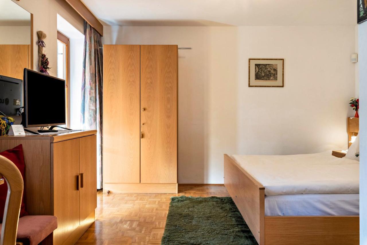 Figisterhof Apartment Chiusa Luaran gambar