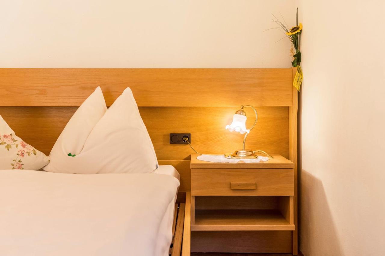 Figisterhof Apartment Chiusa Luaran gambar